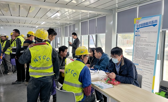 法助农民工，清欠过好年——区法援中心开展根治欠薪冬季专项行动1.jpg